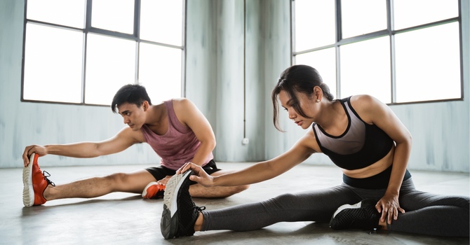 How Dry Needling With E-Stim and Graston/Scraping Help Relieve Stubborn Muscle Pain